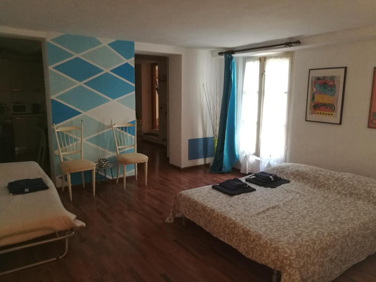 Appartamento Nel Cuore Di Άστι Εξωτερικό φωτογραφία